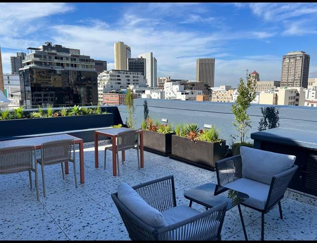 1 BEDROOM APARTMENT FOR SALE IN CAPE TOWN CITY CENTRE